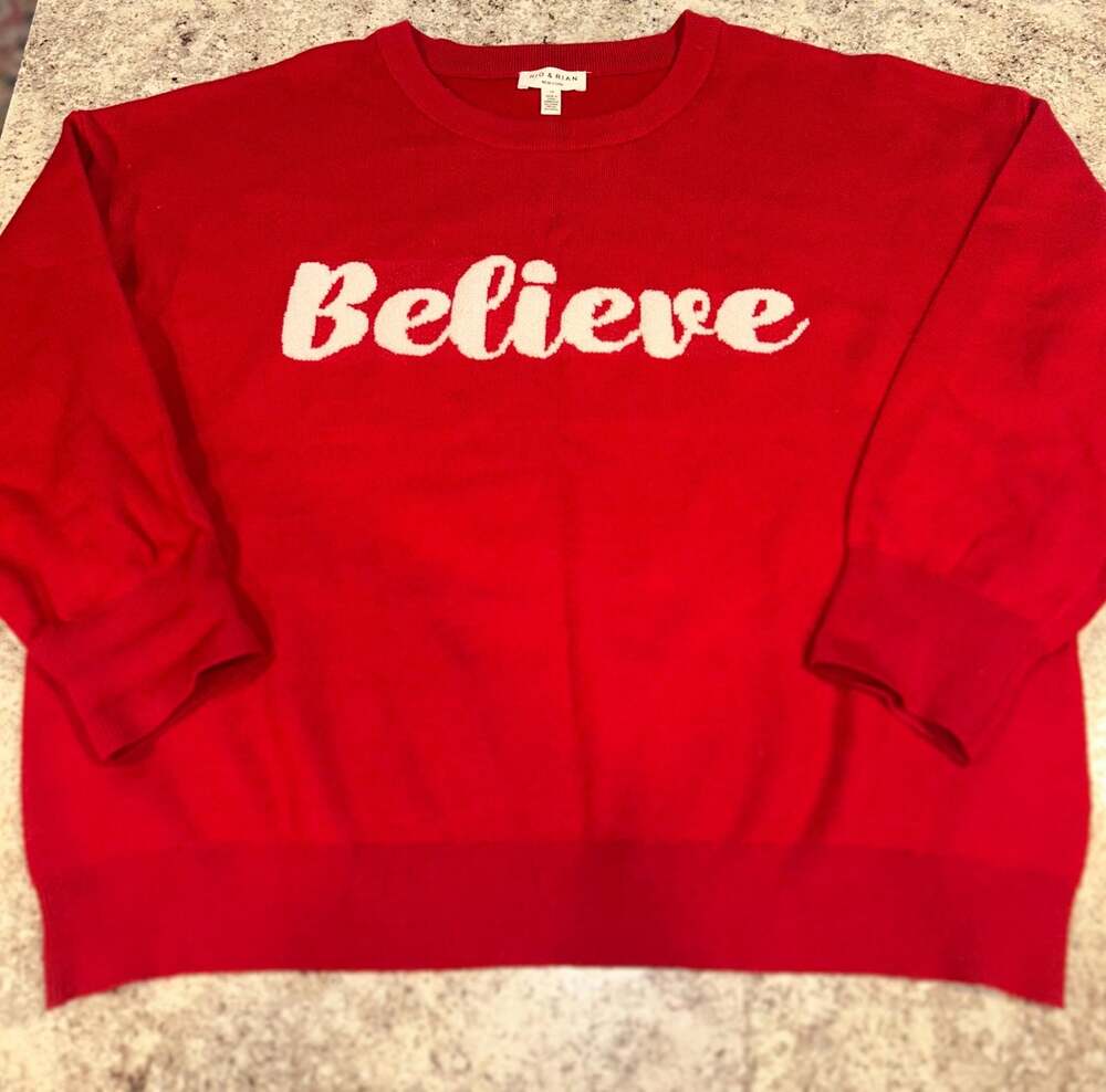 Rio & Rian New York Red Believe Graphic Crewneck Sweater